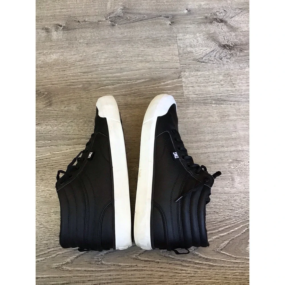 DC Shoes Evan Smith Hi Womens Size 11 Black Shearling Lined Skateboard Sneakers